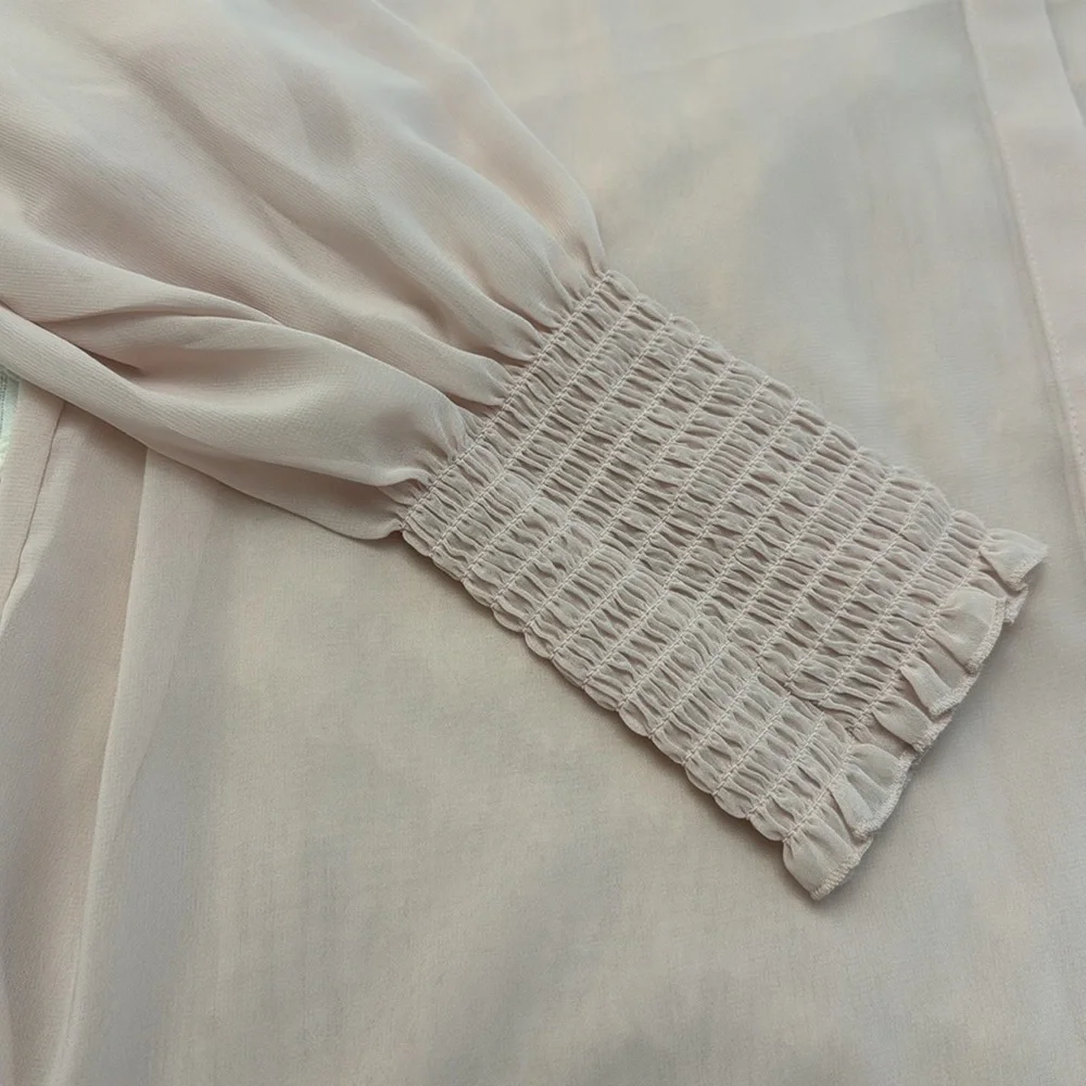 NWT Express Blush Pink Blouse - Size L - Picture 5 of 11